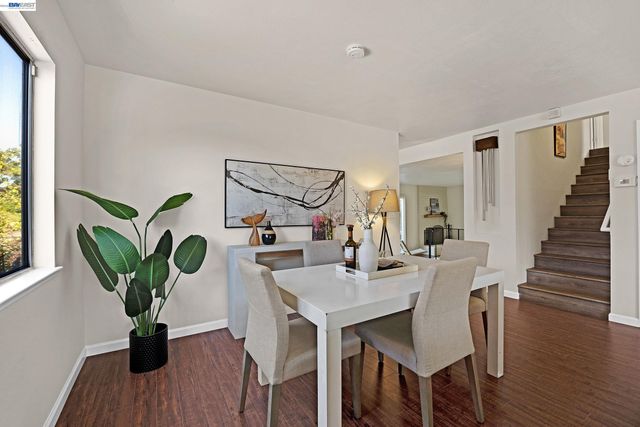 23070 Glenn Ellen, Hayward, CA 94541