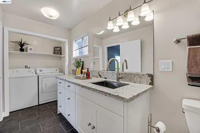 23070 Glenn Ellen, Hayward, CA 94541