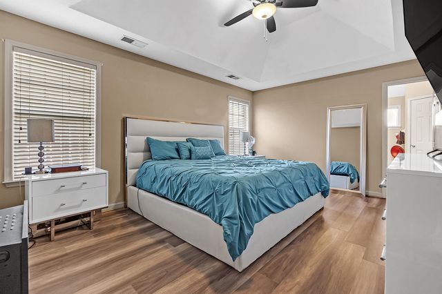 6972 PARKBROOK LN, Cordova, TN 38018