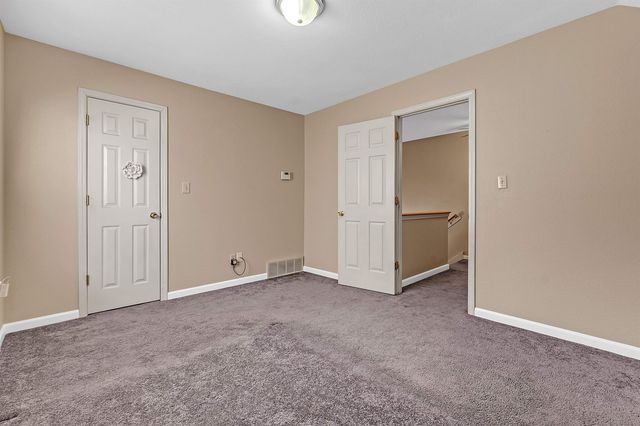 6972 PARKBROOK LN, Cordova, TN 38018