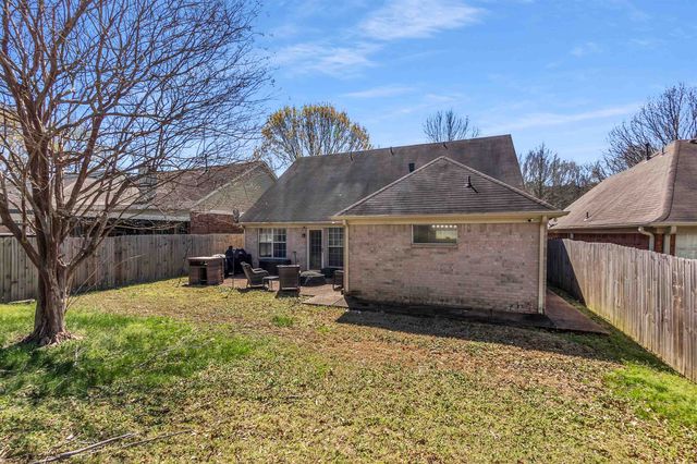 6972 PARKBROOK LN, Cordova, TN 38018