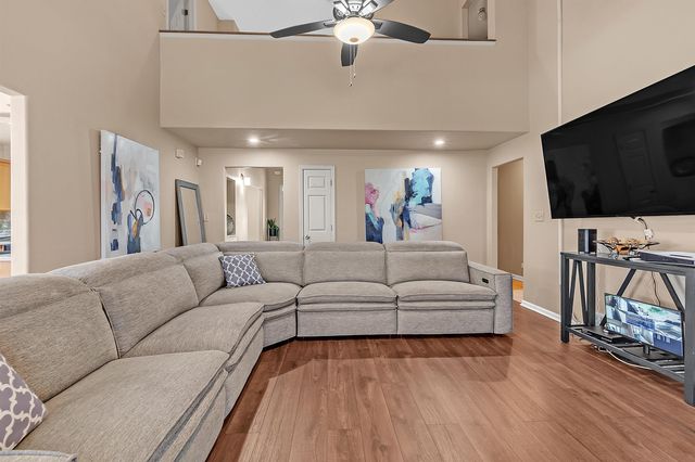 6972 PARKBROOK LN, Cordova, TN 38018