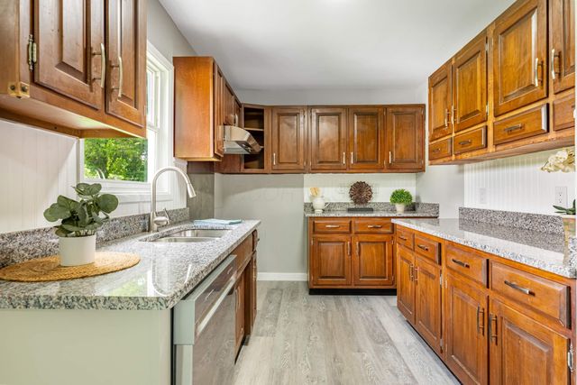 2853 Comanche Drive, Dayton, OH 45420