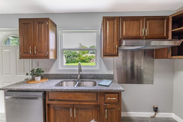 2853 Comanche Drive, Dayton, OH 45420