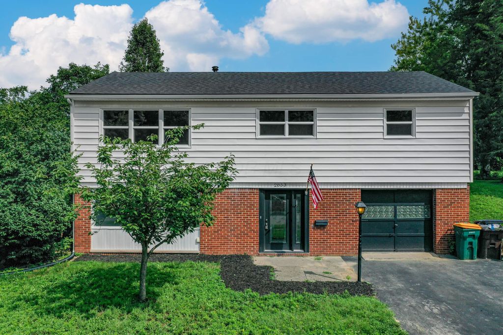 2853 Comanche Drive, Dayton, OH 45420