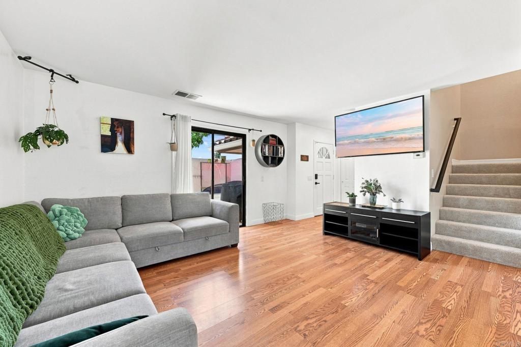 320 Grapevine Rd 2, Vista, CA 92083 — photo 3