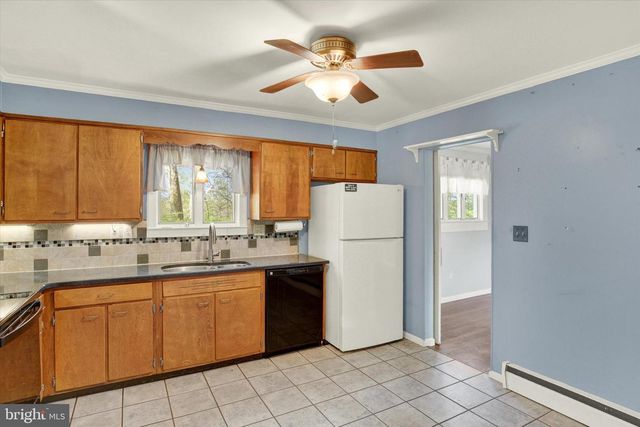 115 FAIRVIEW DR, Camp Hill, PA 17011