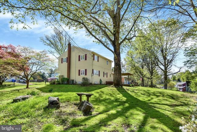 115 FAIRVIEW DR, Camp Hill, PA 17011