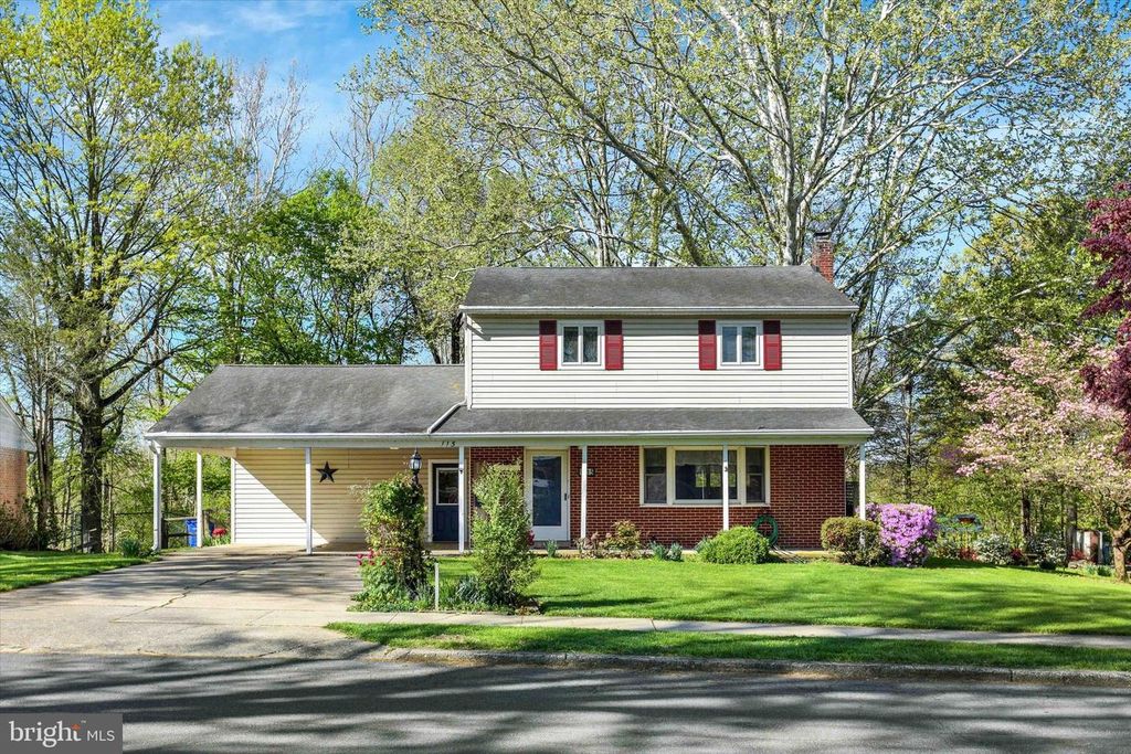 115 FAIRVIEW DR, Camp Hill, PA 17011