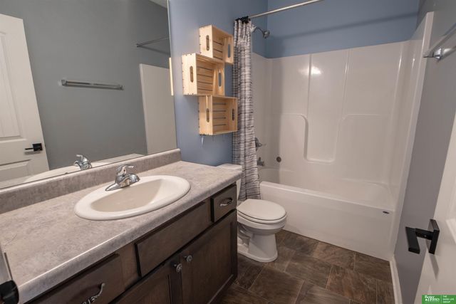 7310 N 167th Street, Bennington, NE 68007