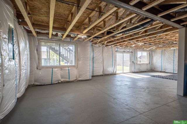 7310 N 167th Street, Bennington, NE 68007
