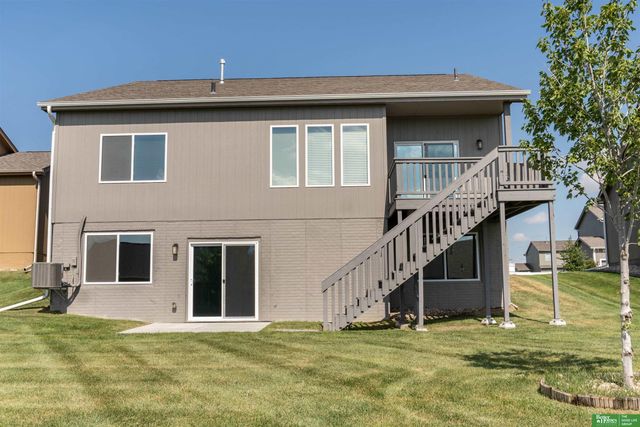 7310 N 167th Street, Bennington, NE 68007