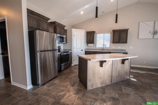 7310 N 167th Street, Bennington, NE 68007