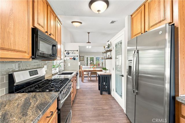 1116 Oregon Trail, Banning, CA 92220