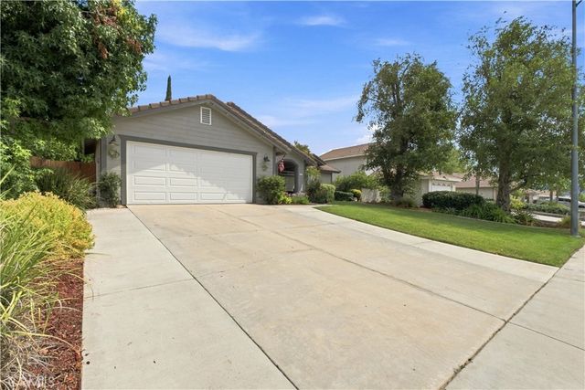 1116 Oregon Trail, Banning, CA 92220