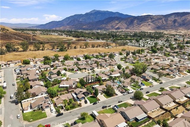 1116 Oregon Trail, Banning, CA 92220