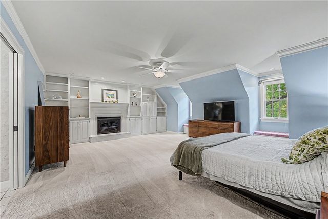 4 W Huntington Place, Rogers, AR 72758