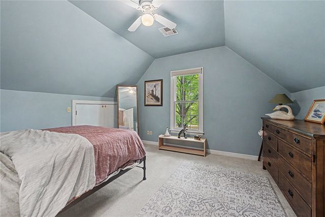 4 W Huntington Place, Rogers, AR 72758