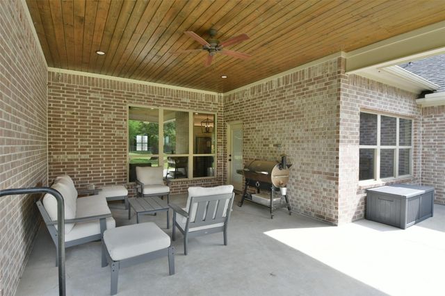 10371 Whiskey River Road, Bryan, TX 77808