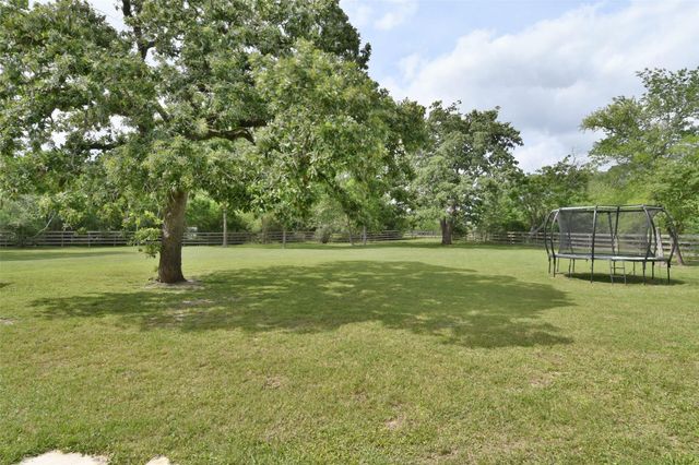10371 Whiskey River Road, Bryan, TX 77808