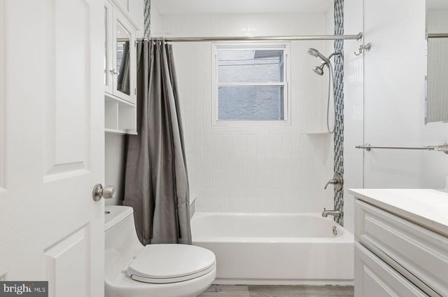 7815 GERMANTOWN AVE, Philadelphia, PA 19118