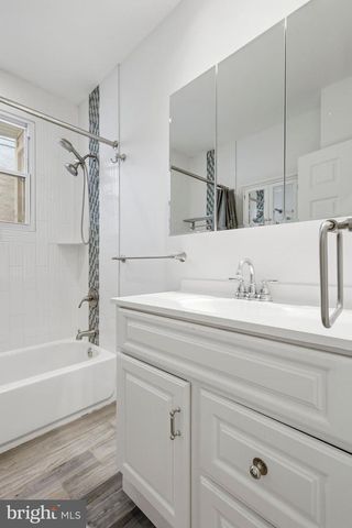 7815 GERMANTOWN AVE, Philadelphia, PA 19118