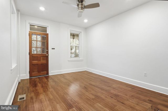 7815 GERMANTOWN AVE, Philadelphia, PA 19118