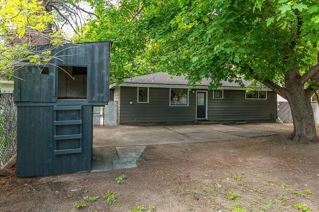 7004 N Calispel St, Spokane, WA 99208