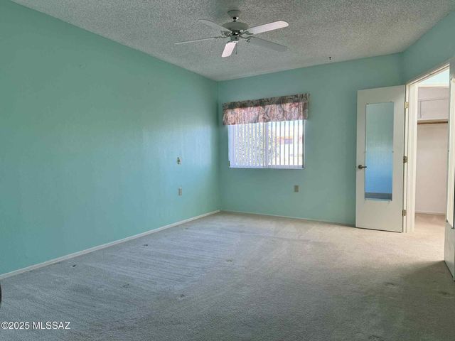 749 W Rio Moctezuma, Green Valley, AZ 85614