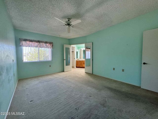 749 W Rio Moctezuma, Green Valley, AZ 85614