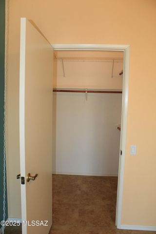 749 W Rio Moctezuma, Green Valley, AZ 85614