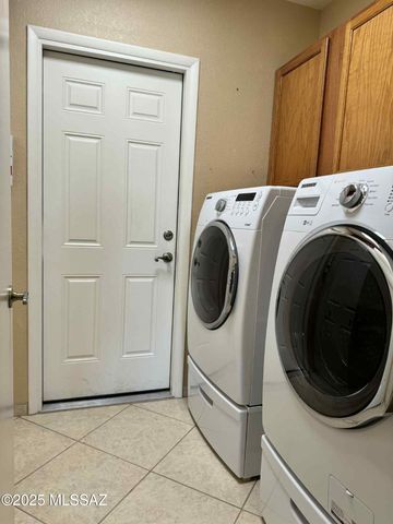 749 W Rio Moctezuma, Green Valley, AZ 85614