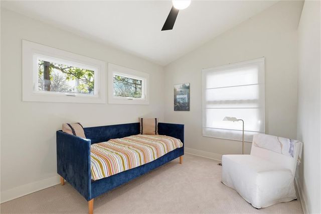 7520 Tomahawk Road, Prairie Village, KS 66208