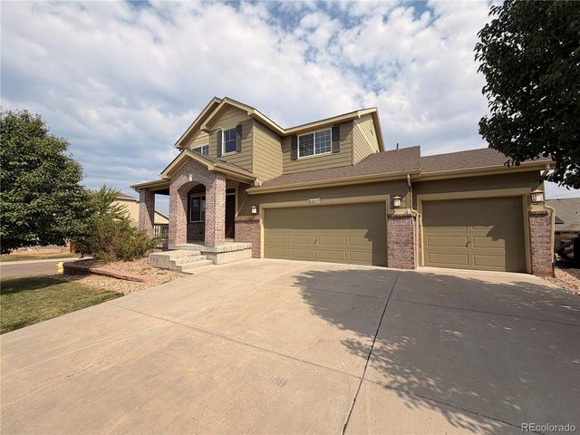 22517 E Layton Cir, Aurora, CO 80015