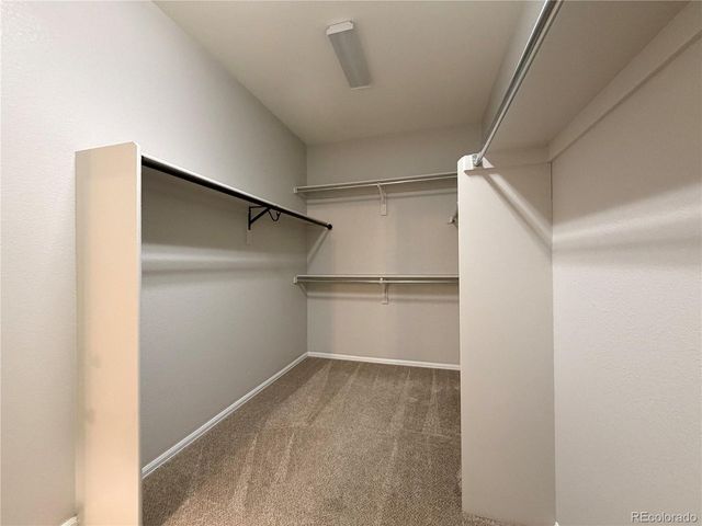22517 E Layton Cir, Aurora, CO 80015
