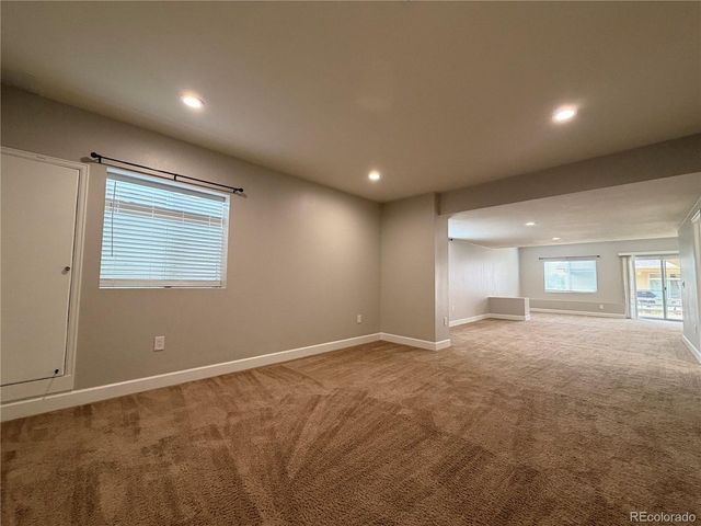 22517 E Layton Cir, Aurora, CO 80015