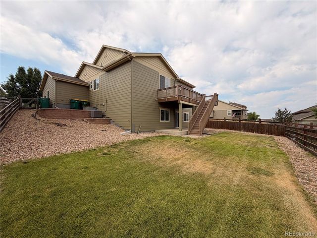 22517 E Layton Cir, Aurora, CO 80015