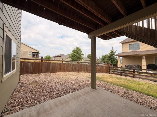 22517 E Layton Cir, Aurora, CO 80015
