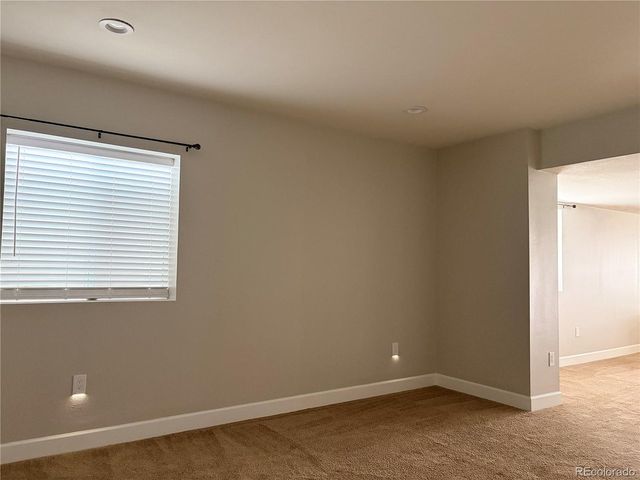 22517 E Layton Cir, Aurora, CO 80015