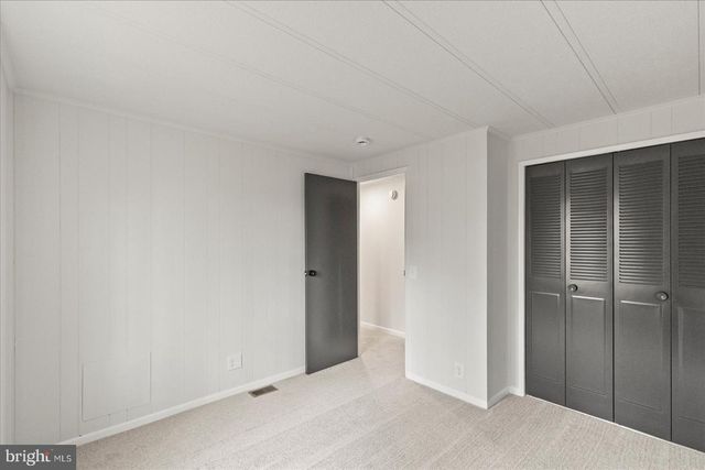 8287 PLEASANT VALLEY RD, Stewartstown, PA 17363