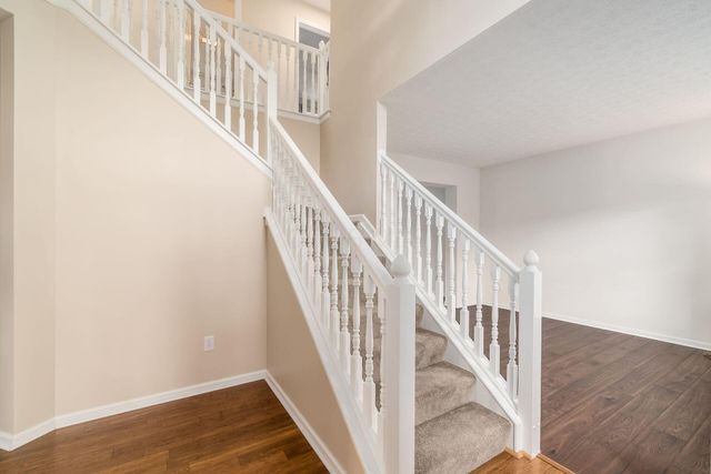 7916 Bridge Crossing Court, Powell, OH 43065