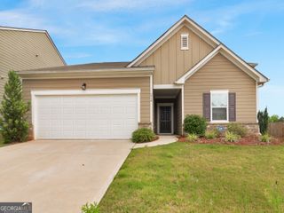 214 Georgian Way, Locust Grove, GA 30248