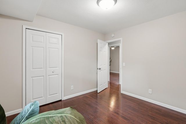 1325 Castle Court, Golden Valley, MN 55427