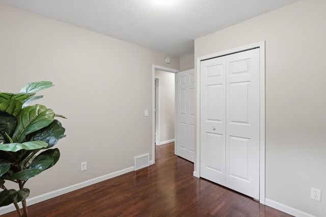 1325 Castle Court, Golden Valley, MN 55427