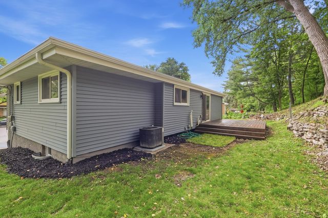 1325 Castle Court, Golden Valley, MN 55427