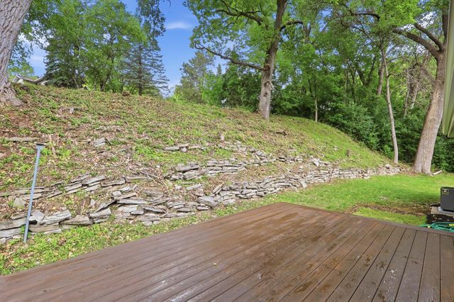 1325 Castle Court, Golden Valley, MN 55427