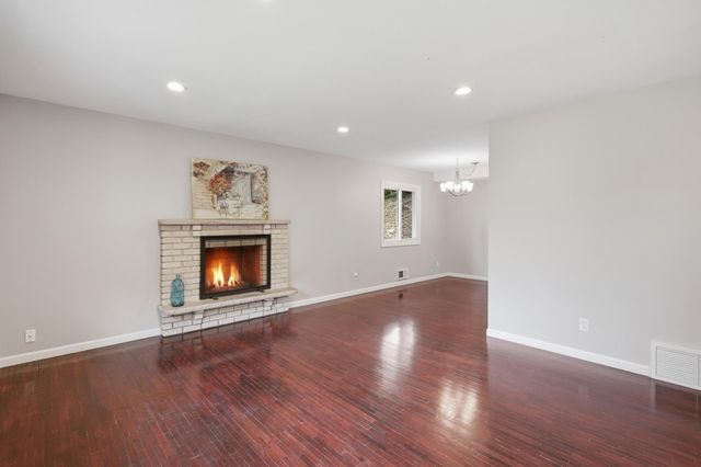 1325 Castle Court, Golden Valley, MN 55427