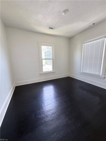 319 51st ST, Newport News, VA 23607