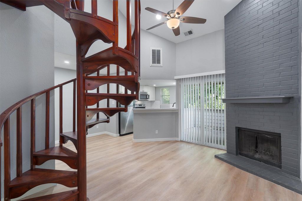2500 Burleson RD 721, Austin, TX 78741