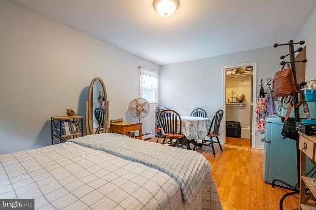 5032 BARKWOOD LN, York, PA 17406